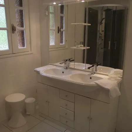 Emmony Bed and Breakfast