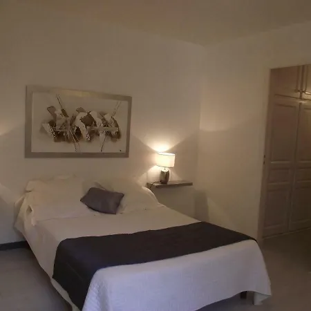 Bed & Breakfast Emmony