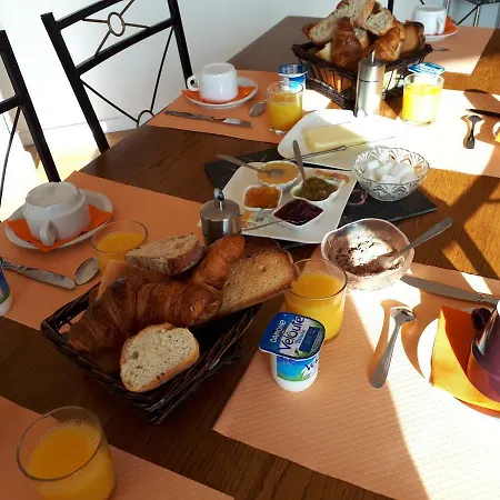 Bed & Breakfast Emmony 3*