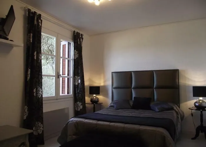 Emmony Santo-Pietro-di-Venaco