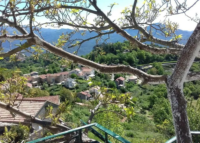 Bed & Breakfast Emmony 3*